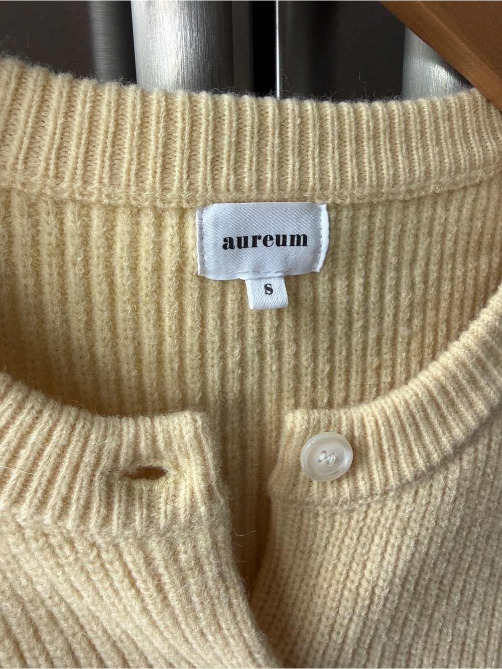 AUREUM Pale Yellow Ribbed Button-Front Short Sleeve Cardigan - Picture 2 of 3